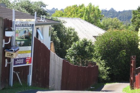 Photo of property in 2/27 Mayall Avenue, Beach Haven, Auckland, 0626