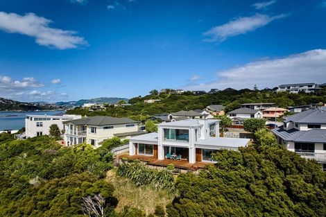 Photo of property in 31 Pendennis Point, Camborne, Porirua, 5026
