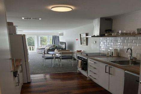 Photo of property in 14 Trelissick Crescent, Ngaio, Wellington, 6035