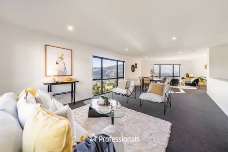 Photo of property in 6 Castle Crescent, Stokes Valley, Lower Hutt, 5019