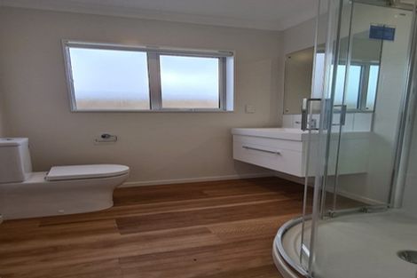 Photo of property in 15 Stockport Grove, Churton Park, Wellington, 6037