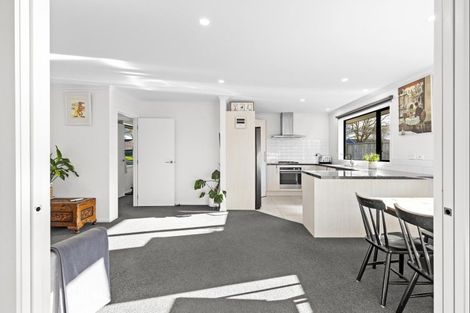 Photo of property in 9 Gibraltar Way, Fitzherbert, Palmerston North, 4410