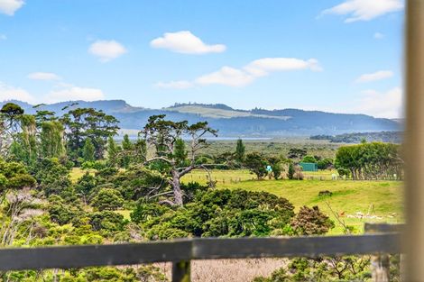 Photo of property in 1014 South Head Road, South Head, Helensville, 0874