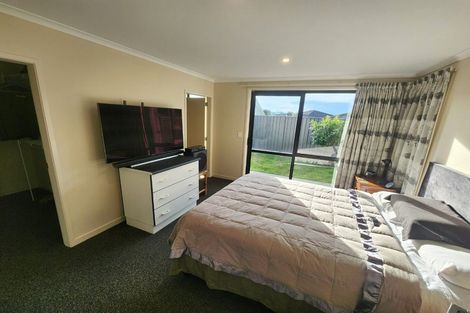 Photo of property in 112 Kennedy Road, Pyes Pa, Tauranga, 3112