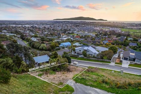 Photo of property in 73 Kotare Street, Waikanae, 5036
