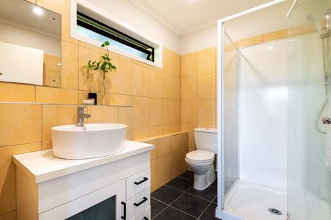 Photo of property in 43 Forrest Hill Road, Milford, Auckland, 0620