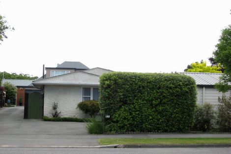 Photo of property in 303 Withells Road, Avonhead, Christchurch, 8042