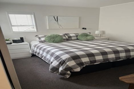Photo of property in 130u1 Oriental Parade, Oriental Bay, Wellington, 6011