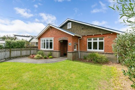 Photo of property in 181 The Parade, Island Bay, Wellington, 6023