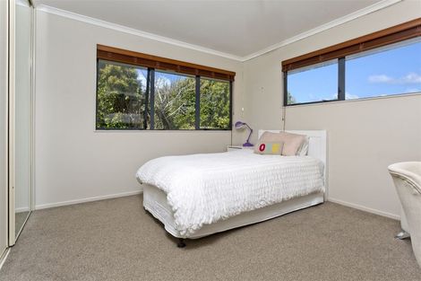 Photo of property in 21a Cliff Road, Torbay, Auckland, 0630