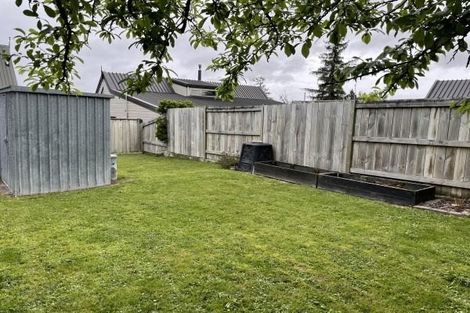 Photo of property in 4 Colonial Place, Kelvin Grove, Palmerston North, 4414
