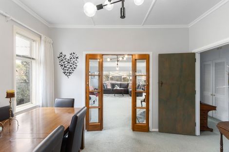Photo of property in 99 Avondale Road, Greenmeadows, Napier, 4112