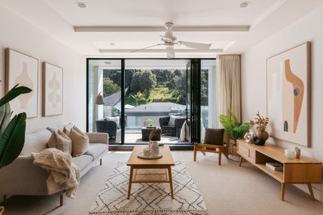 Photo of property in 16 Adams Avenue, Mount Maunganui, 3116