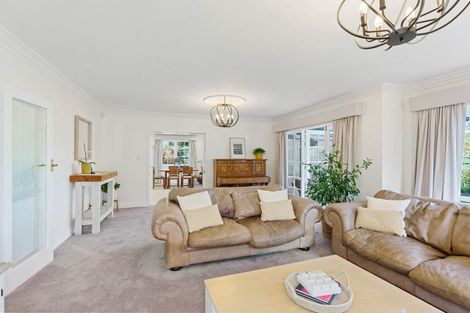 Photo of property in 10 Nimmo Avenue, Waikanae, 5036