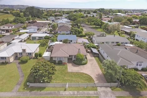 Photo of property in 11 Puriri Avenue, Te Puke, 3119