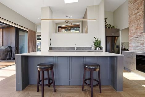Photo of property in 8 Caro Lane, Cracroft, Christchurch, 8022
