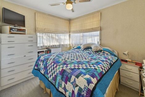 Photo of property in 27 Halver Road, Hillpark, Auckland, 2102