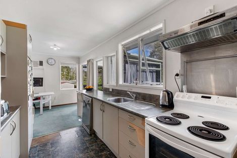 Photo of property in 70 Helena Street, Massey, Auckland, 0614