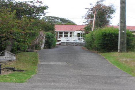 Photo of property in 40b/2 Godley Road, Green Bay, Auckland, 0604