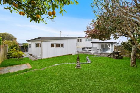 Photo of property in 34 Bucklands Beach Road, Bucklands Beach, Auckland, 2012