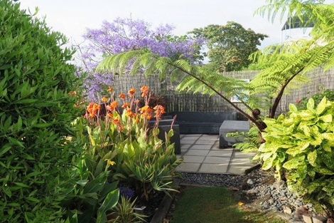 Photo of property in 51 Spence Road, Henderson, Auckland, 0612