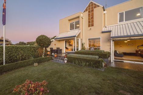 Photo of property in 37 Longhurst Terrace, Cashmere, Christchurch, 8022