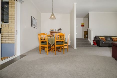 Photo of property in 39 Solan Drive, Waimauku, 0812