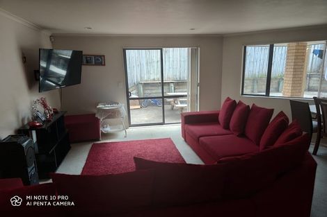 Photo of property in 3 Marbella Crescent, Oteha, Auckland, 0632