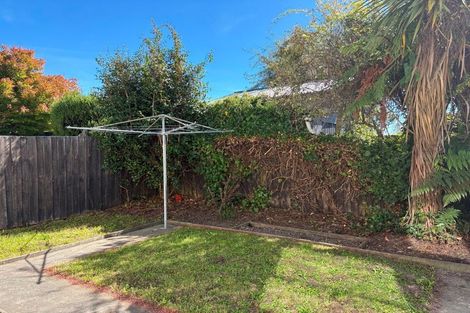 Photo of property in 2/107 Holly Road, St Albans, Christchurch, 8014