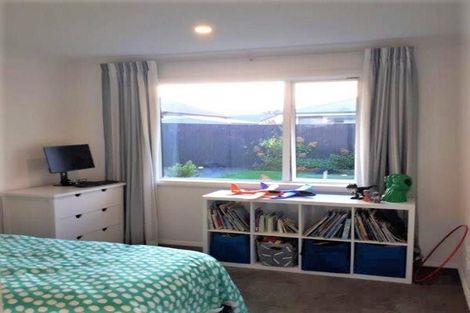 Photo of property in 32 Macphail Avenue, Rangiora, 7400