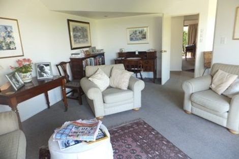 Photo of property in 12 Macmillan Avenue, Cashmere, Christchurch, 8022