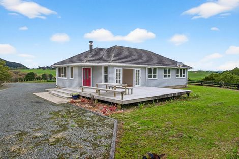 Photo of property in 109 Mountain Road, Maungaturoto, 0587
