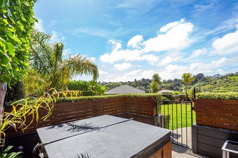 Photo of property in 17 Dusky Crescent, Aotea, Porirua, 5024