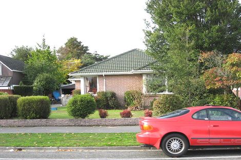 Photo of property in 32a Maidstone Road, Ilam, Christchurch, 8041