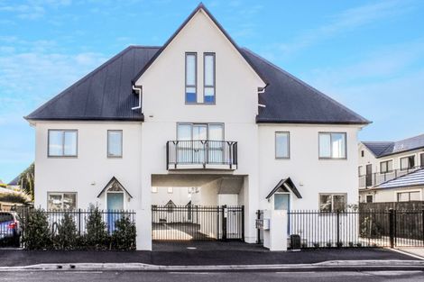 Photo of property in 2/155 Peterborough Street, Christchurch Central, Christchurch, 8013