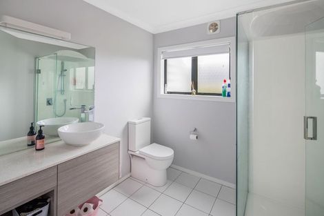 Photo of property in 7 Claverton Grove, Churton Park, Wellington, 6037