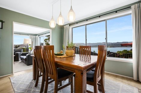 Photo of property in 11 Spinnaker Drive, Whitby, Porirua, 5024