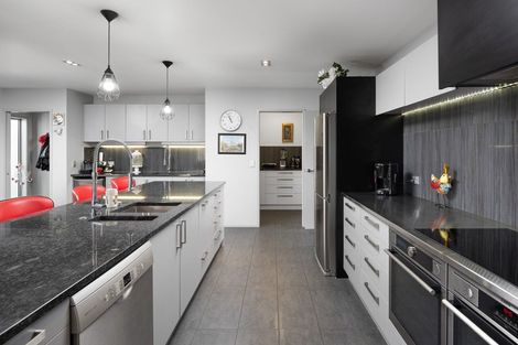 Photo of property in 9 Nottinghill Drive, Springlands, Blenheim, 7201