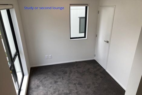 Photo of property in 63 Morihana Close, Glen Eden, 0602