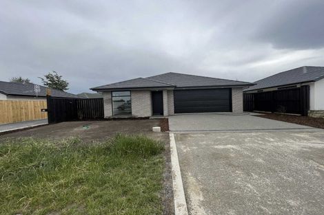 Photo of property in 18 Eileen Way, Rolleston, 7615