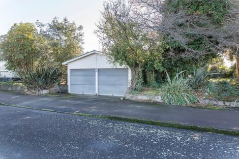 Photo of property in 61 Guy Street, Dannevirke, 4930