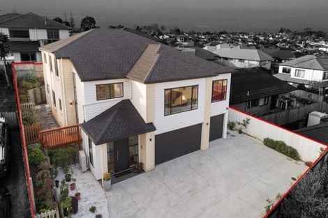 Photo of property in 51 Saralee Drive, Manurewa, Auckland, 2105