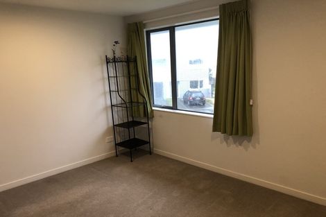 Photo of property in 15/2u Stone Street, Miramar, Wellington, 6022