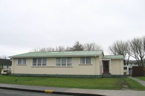 Photo of property in 711 Kiwi Street, Camberley, Hastings, 4120