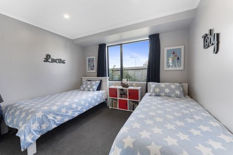 Photo of property in 35 Galatos Street, Rangiora, 7400