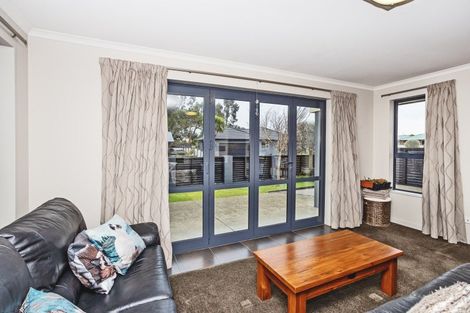 Photo of property in 53 Hoffman Court, Waikiwi, Invercargill, 9810