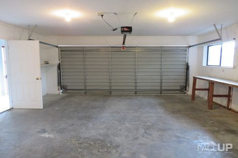 Photo of property in 8 Sailfish Drive, West Harbour, Auckland, 0618