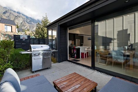 Photo of property in 2 Kotuku Lane, Hobsonville, Auckland, 0616