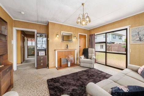 Photo of property in 51 Kenney Crescent, Fairfield, Hamilton, 3214