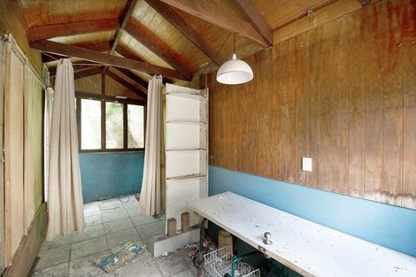 Photo of property in 154 Opanuku Road, Henderson Valley, Auckland, 0612